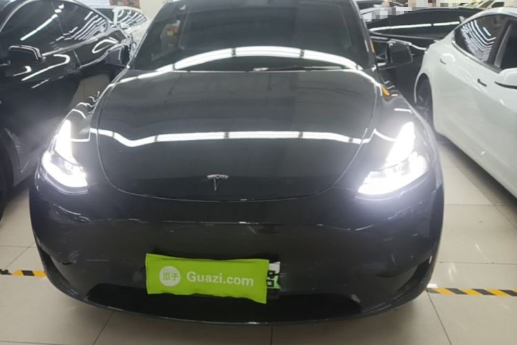 Used Tesla Model Y 2024 Rear-Wheel-Drive Version Front