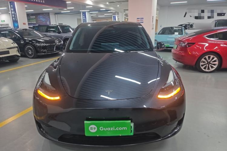 Used Tesla Model Y 2024 Rear-Wheel-Drive Version Front