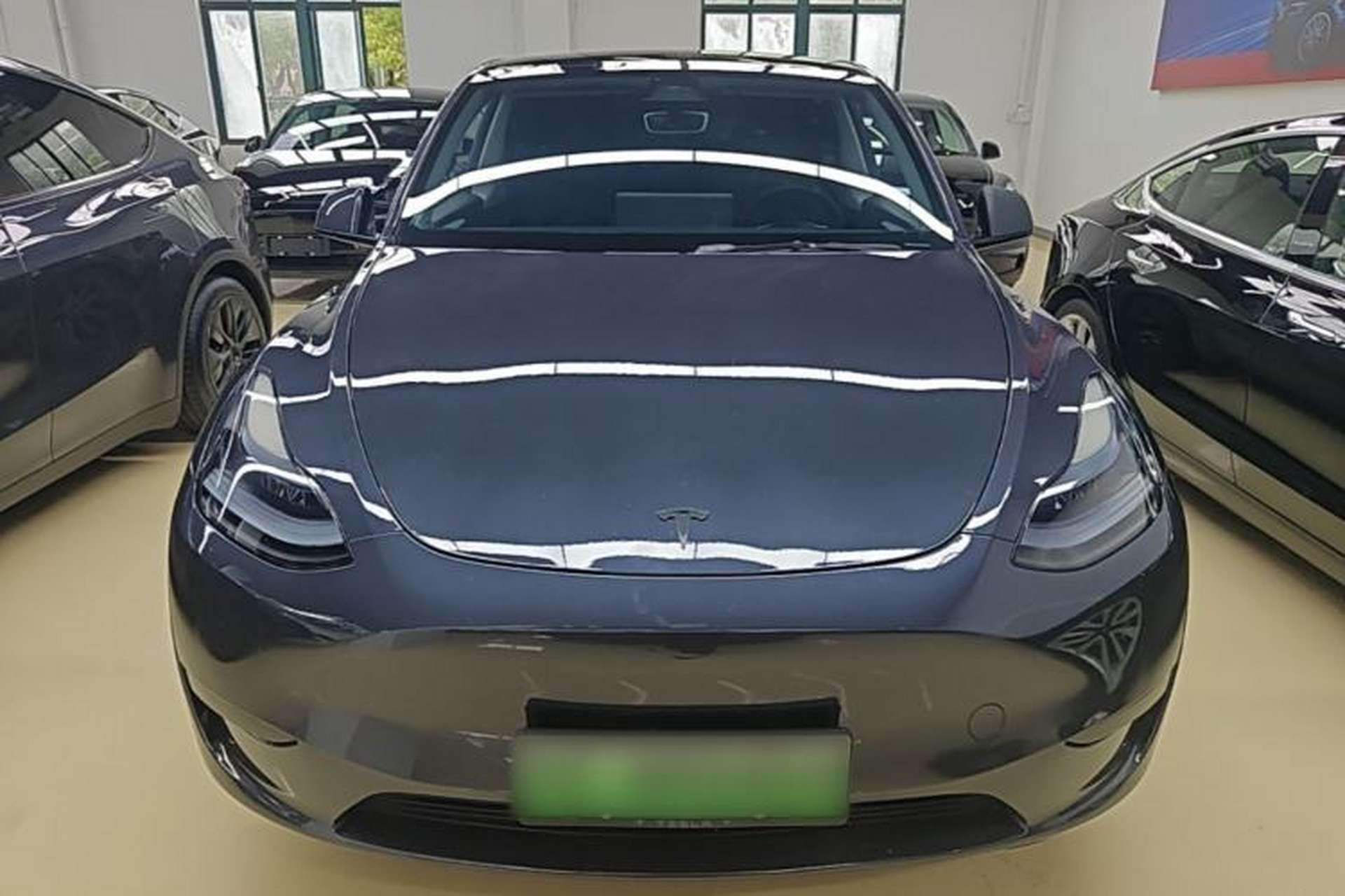 Used Tesla Model Y 2024 Rear-Wheel-Drive Version Front