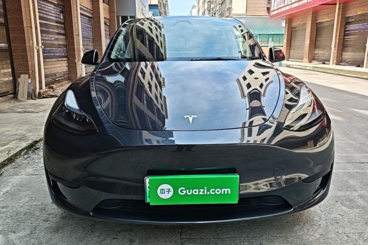 Used Tesla Model Y 2024 Rear-Wheel-Drive Version Front