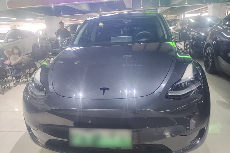 Used Tesla Model Y 2024 Rear-Wheel-Drive Version Front