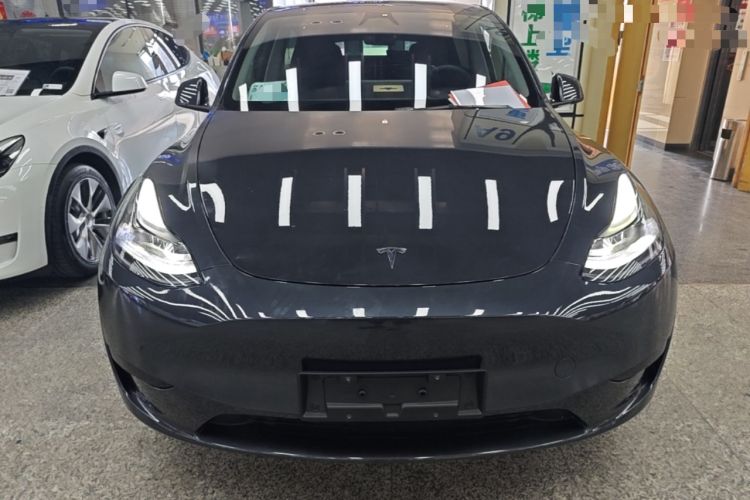 Used Tesla Model Y 2024 Rear-Wheel-Drive Version Front
