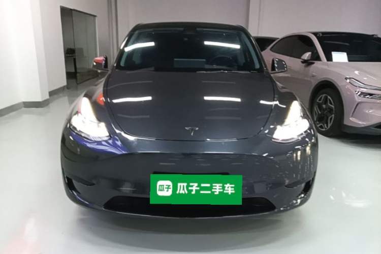Used Tesla Model Y 2024 Rear-Wheel-Drive Version Front