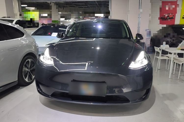 Used Tesla Model Y 2024 Rear-Wheel-Drive Version Front