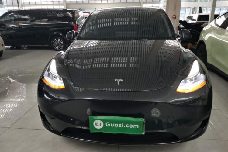 Used Tesla Model Y 2024 Rear-Wheel-Drive Version Front
