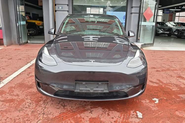 Used Tesla Model Y 2024 Rear-Wheel-Drive Version Front