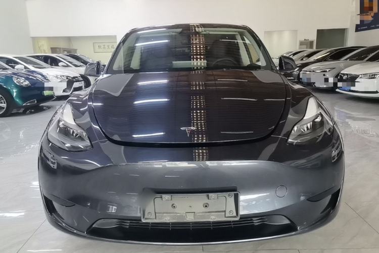 Used Tesla Model Y 2024 Rear-Wheel-Drive Version Front