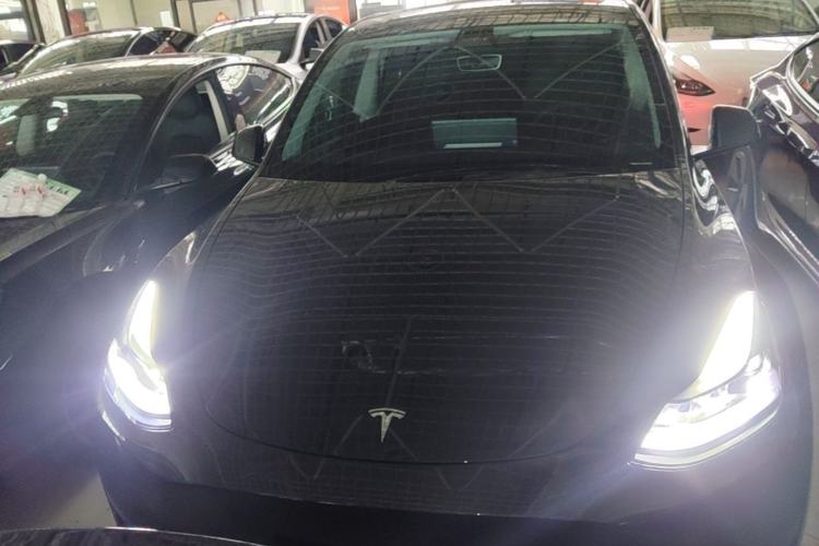 Used Tesla Model Y 2024 Rear-Wheel-Drive Version Front