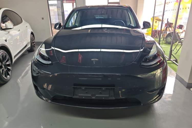Used Tesla Model Y 2024 Rear-Wheel-Drive Version Front