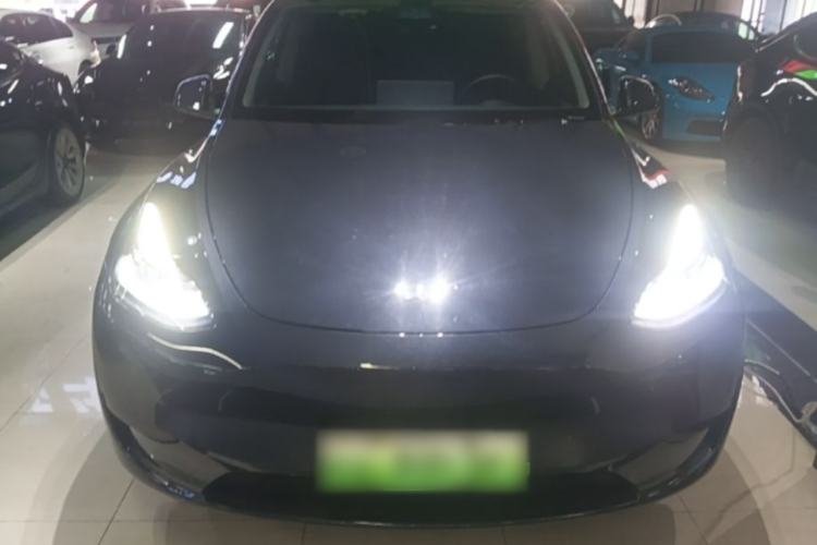 Used Tesla Model Y 2024 Rear-Wheel-Drive Version Front