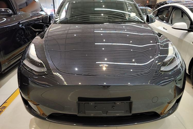 Used Tesla Model Y 2024 Rear-Wheel-Drive Version Front