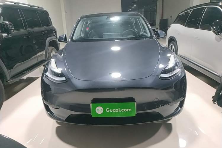 Used Tesla Model Y 2024 Rear-Wheel-Drive Version Front