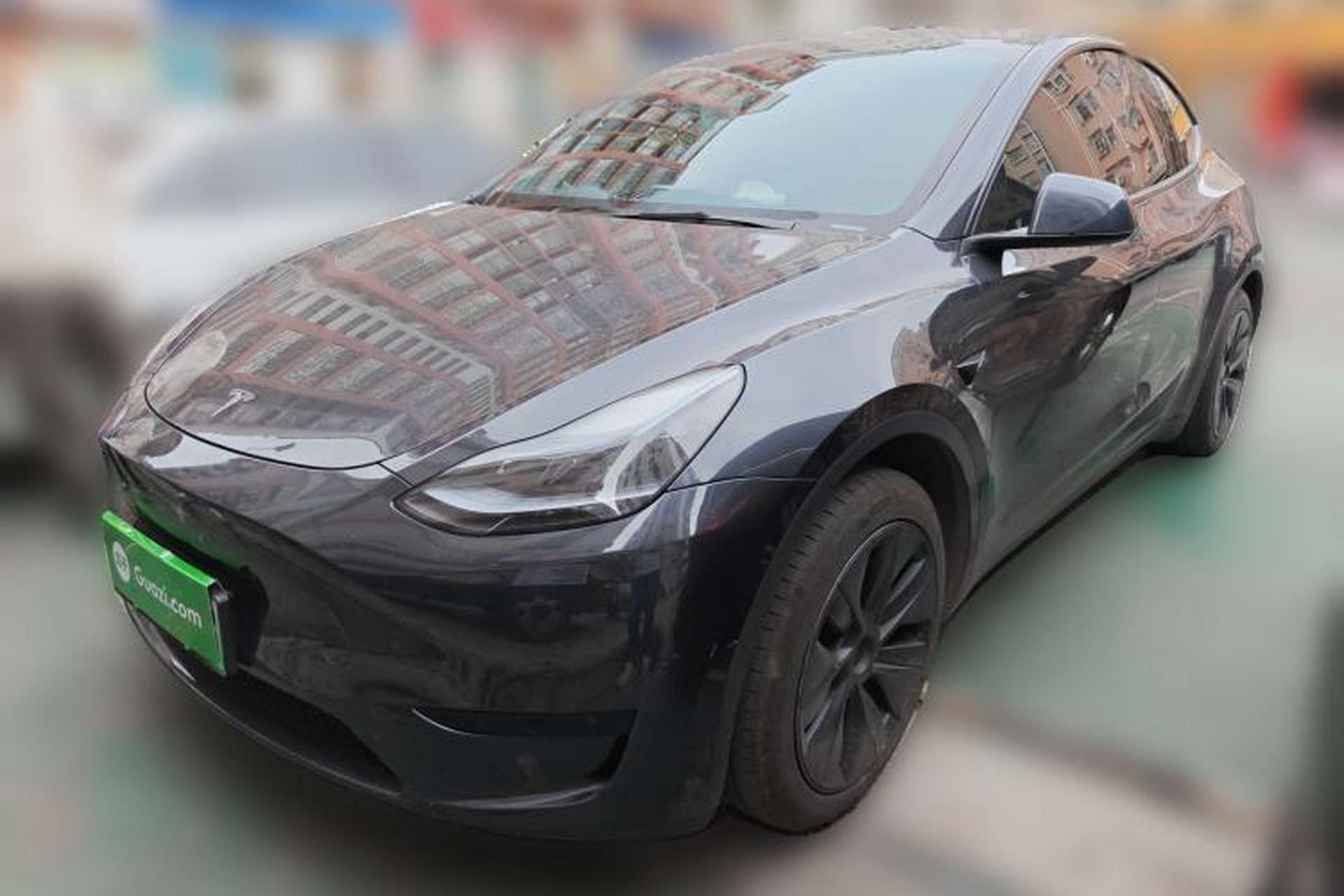 Used Tesla Model Y 2024 Rear-Wheel-Drive Version Front Left 45 Deg