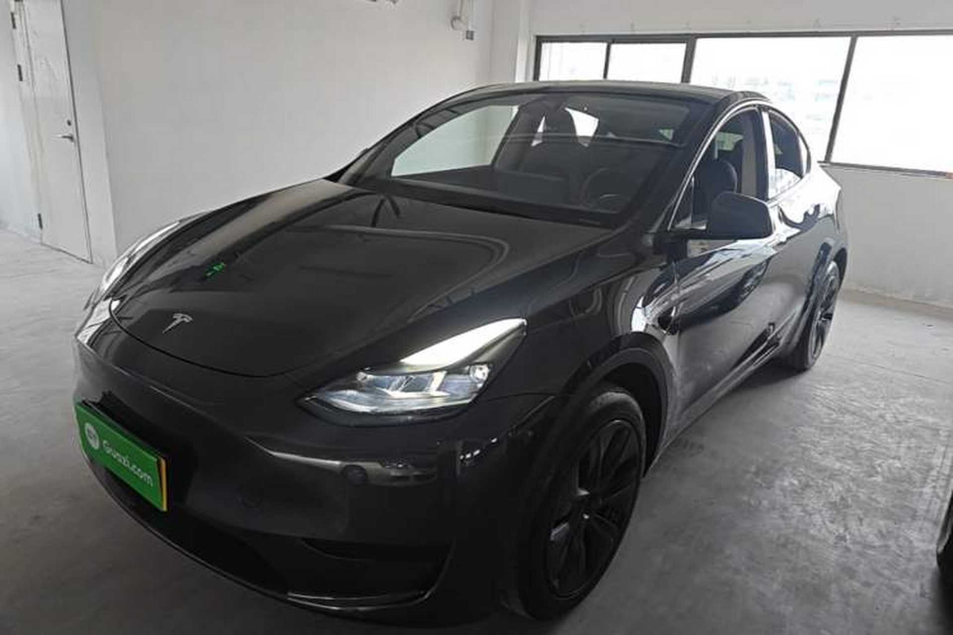 Used Tesla Model Y 2024 Rear-Wheel-Drive Version Front Left 45 Deg