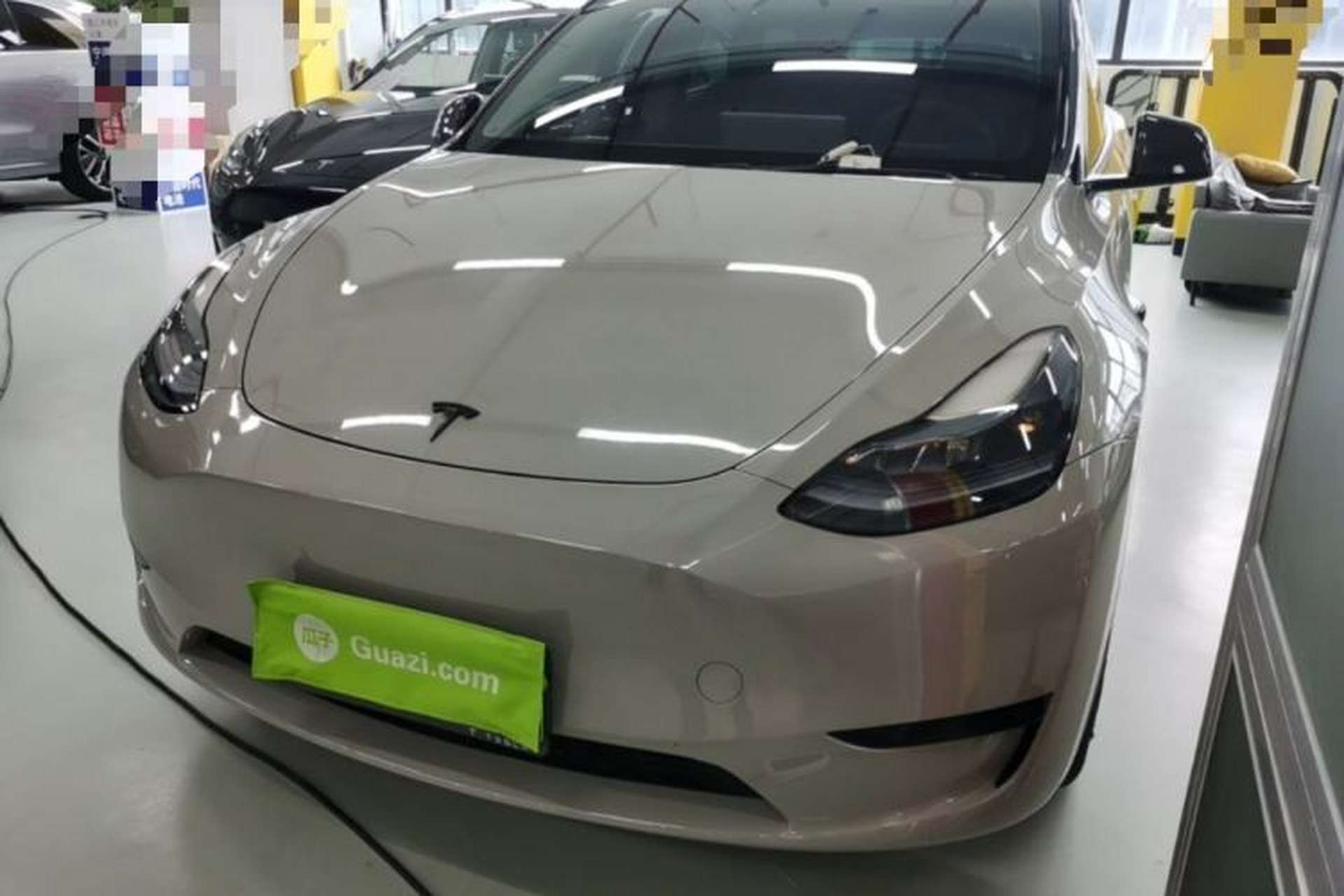 Used Tesla Model Y 2024 Rear-Wheel-Drive Version Front Left 45 Deg