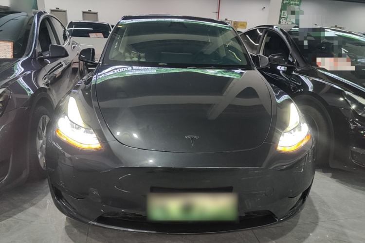 Used Tesla Model Y 2024 Rear-Wheel-Drive Version Front