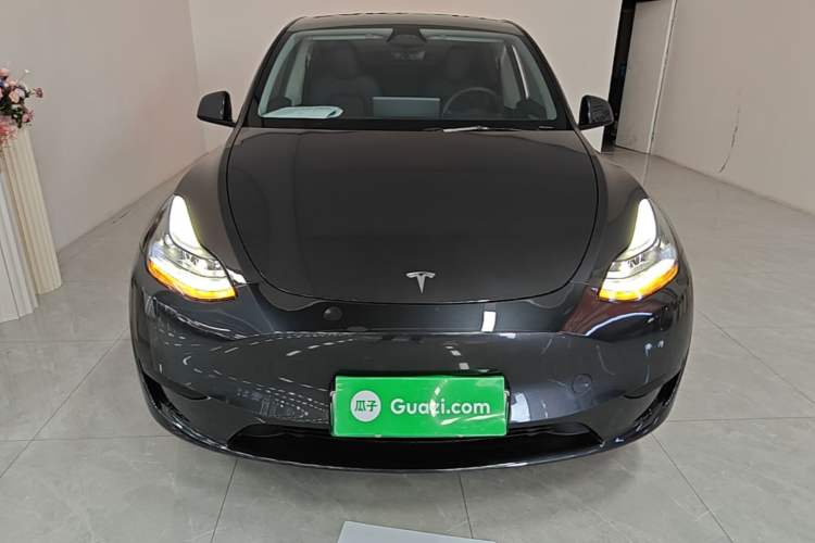 Used Tesla Model Y 2024 Rear-Wheel-Drive Version Front