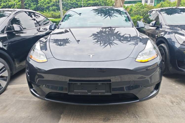 Used Tesla Model Y 2024 Rear-Wheel-Drive Version Front