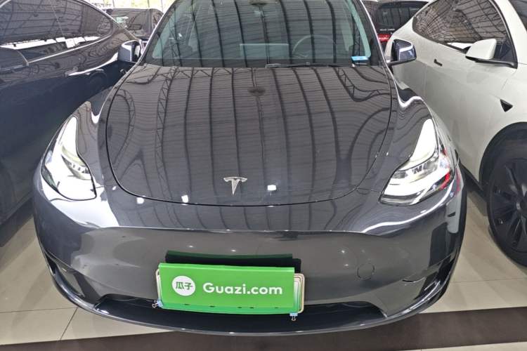 Used Tesla Model Y 2024 Rear-Wheel-Drive Version Front