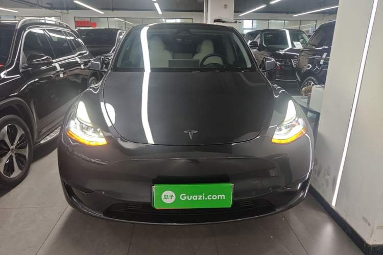 Used Tesla Model Y 2024 Rear-Wheel-Drive Version Front