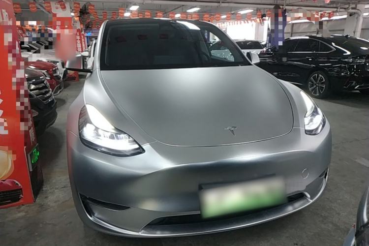 Used Tesla Model Y 2024 Long-Range All-Wheel-Drive Version Front