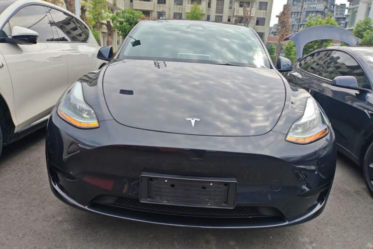 Used Tesla Model Y 2024 Rear-Wheel-Drive Version Front