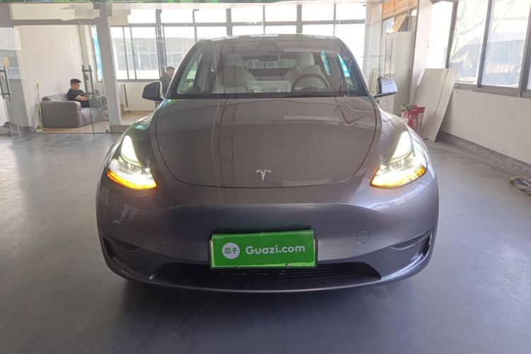Used Tesla Model Y 2024 Long-Range All-Wheel-Drive Version Front