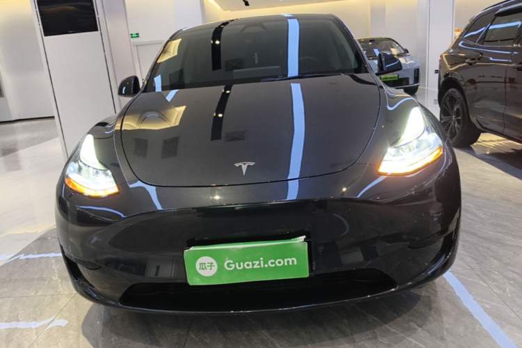 Used Tesla Model Y 2024 Rear-Wheel-Drive Version Front