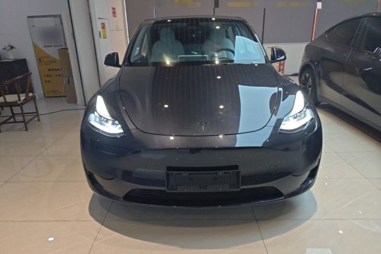Used Tesla Model Y 2024 Rear-Wheel-Drive Version Front