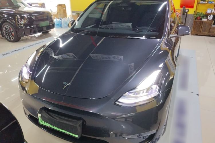 Used Tesla Model Y 2024 Long-Range All-Wheel-Drive Version Front