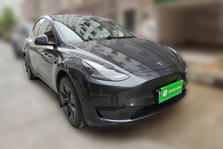 Used Tesla Model Y 2024 Rear-Wheel-Drive Version Front Right 45 Deg