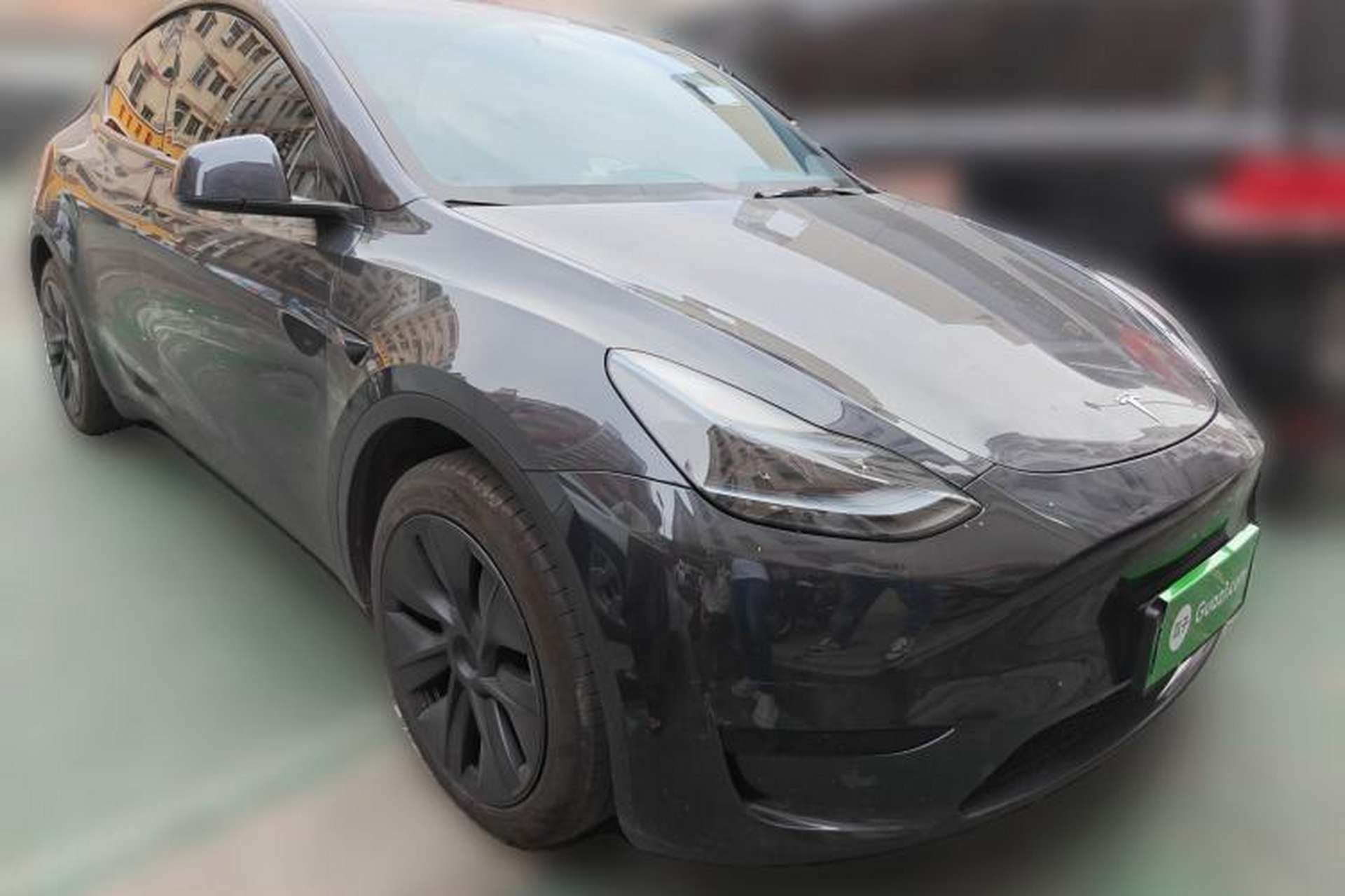 Used Tesla Model Y 2024 Rear-Wheel-Drive Version Front Right 45 Deg