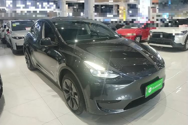 Used Tesla Model Y 2024 Rear-Wheel-Drive Version Front Right 45 Deg