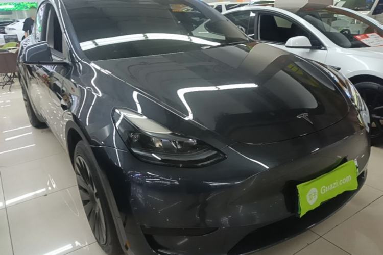 Used Tesla Model Y 2024 Rear-Wheel-Drive Version Front Right 45 Deg