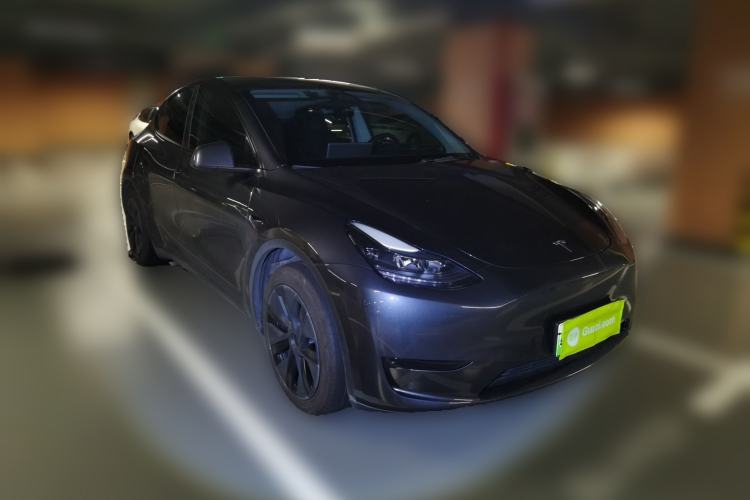 Used Tesla Model Y 2024 Rear-Wheel-Drive Version Front Right 45 Deg