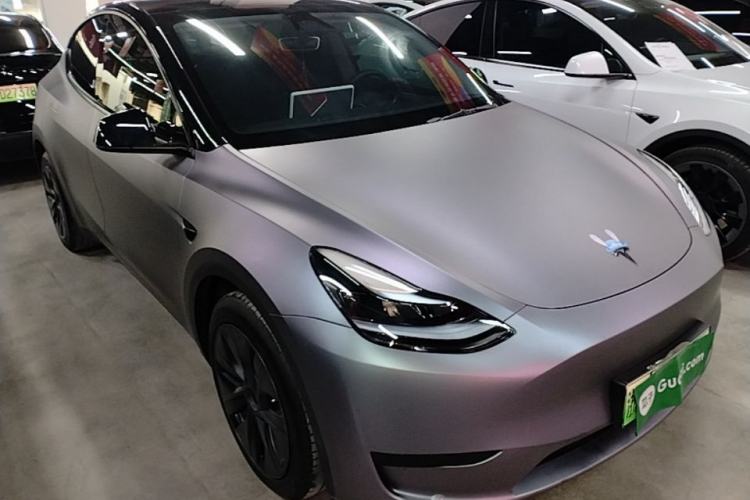 Used Tesla Model Y 2024 Rear-Wheel-Drive Version Front Right 45 Deg