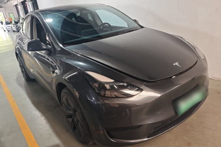 Used Tesla Model Y 2024 Rear-Wheel-Drive Version Front Right 45 Deg