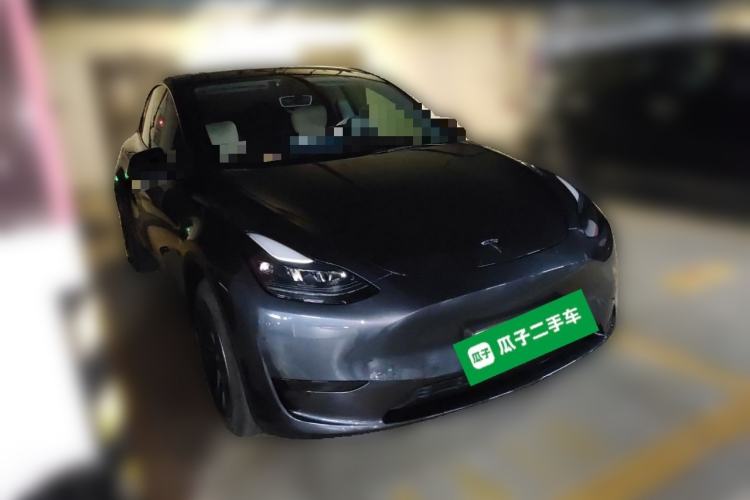 Used Tesla Model Y 2024 Rear-Wheel-Drive Version Front Right 45 Deg
