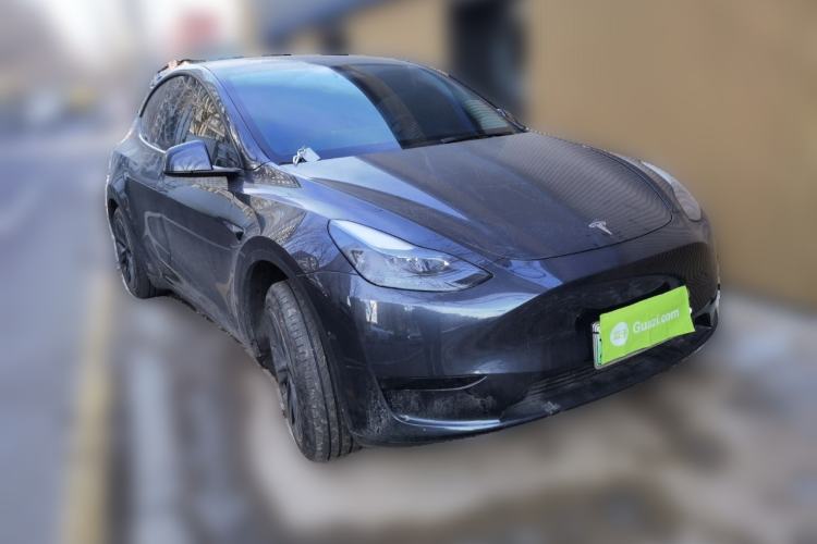 Used Tesla Model Y 2024 Rear-Wheel-Drive Version Front Right 45 Deg