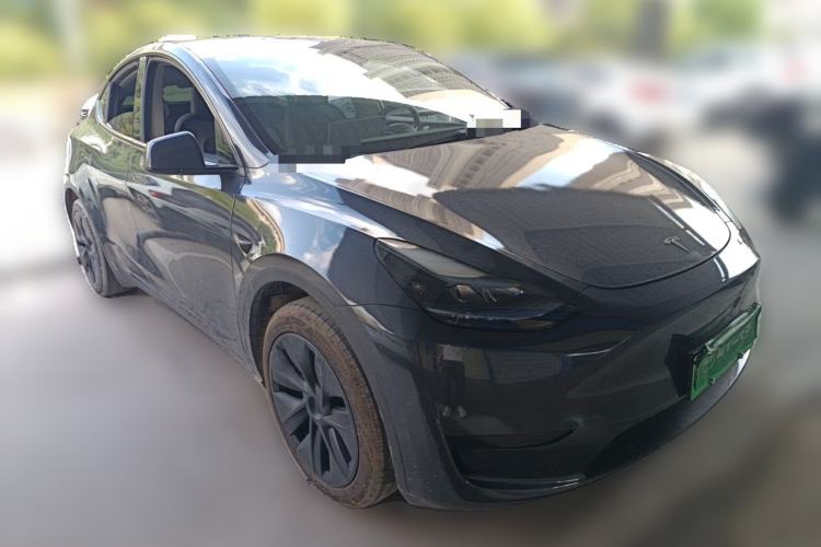 Used Tesla Model Y 2024 Rear-Wheel-Drive Version Front Right 45 Deg