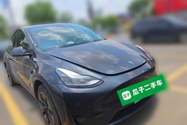 Used Tesla Model Y 2024 Rear-Wheel-Drive Version Front Right 45 Deg