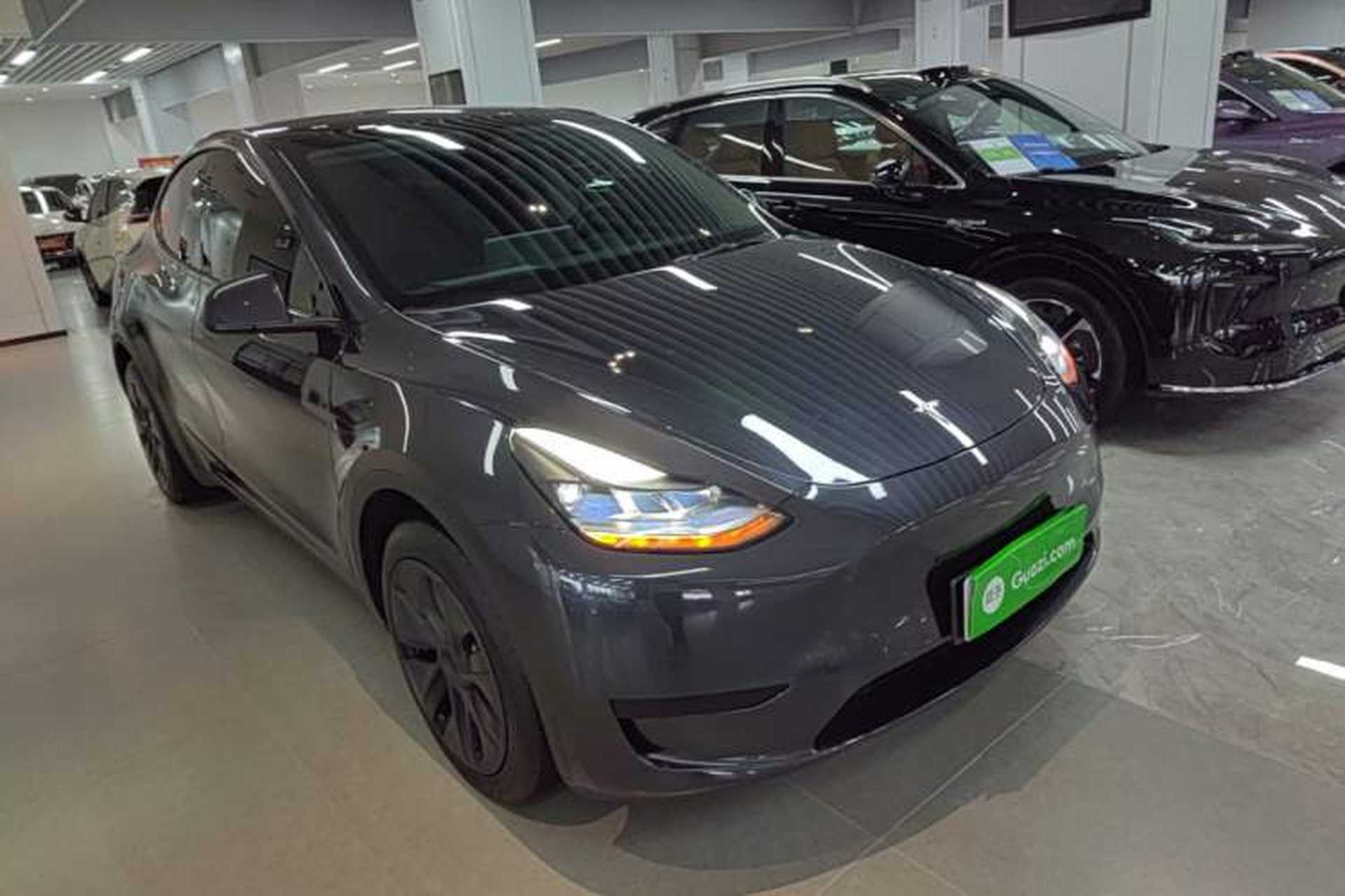 Used Tesla Model Y 2024 Rear-Wheel-Drive Version Front Right 45 Deg