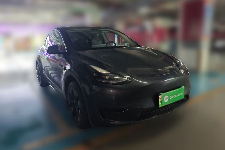 Used Tesla Model Y 2024 Rear-Wheel-Drive Version Front Right 45 Deg