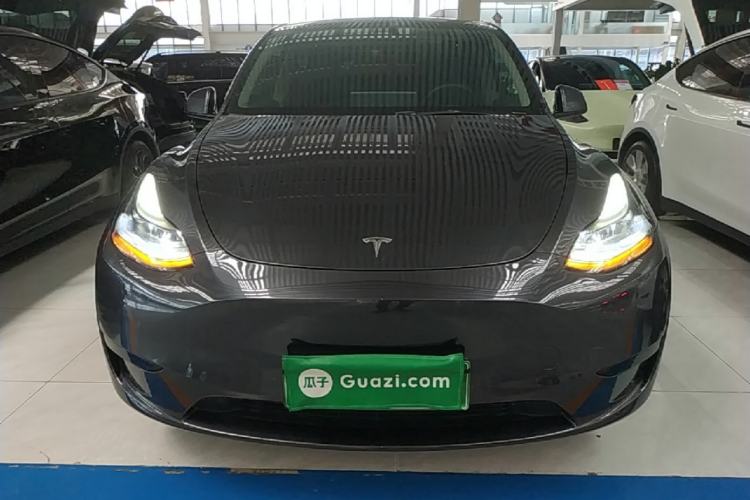 Used Tesla Model Y 2024 Rear-Wheel-Drive Version Front