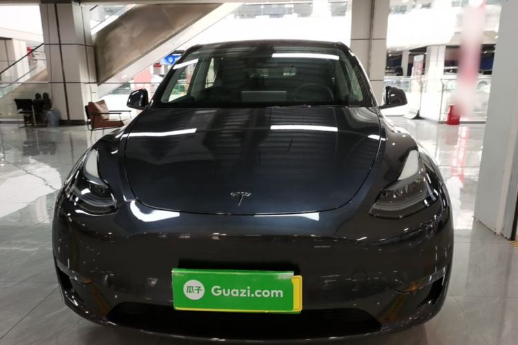Used Tesla Model Y 2024 Long-Range All-Wheel-Drive Version Front