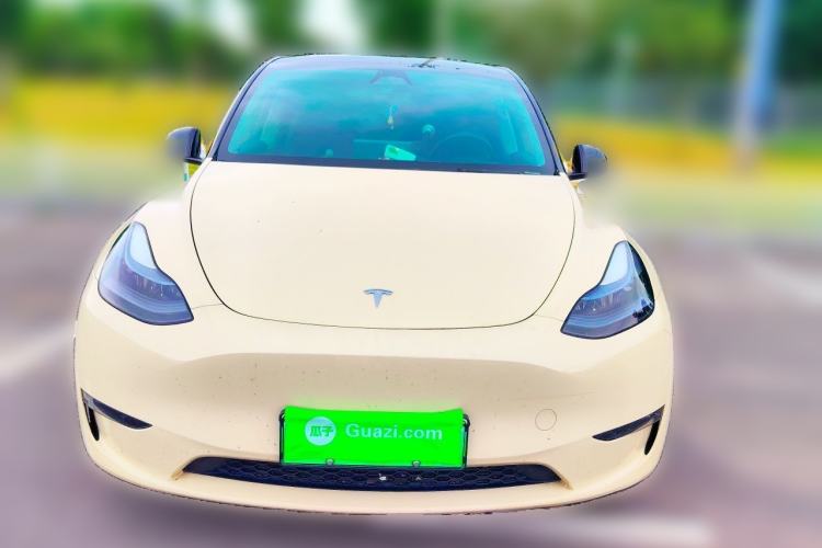 Used Tesla Model Y 2024 Long-Range All-Wheel-Drive Version Front