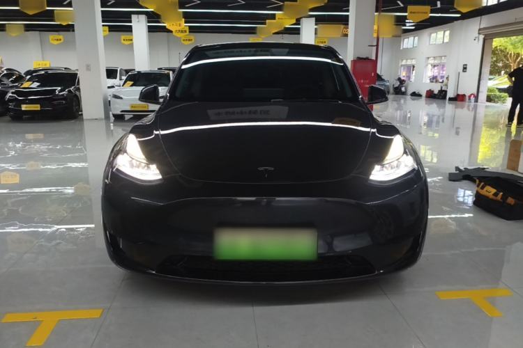 Used Tesla Model Y 2024 Rear-Wheel-Drive Version Front