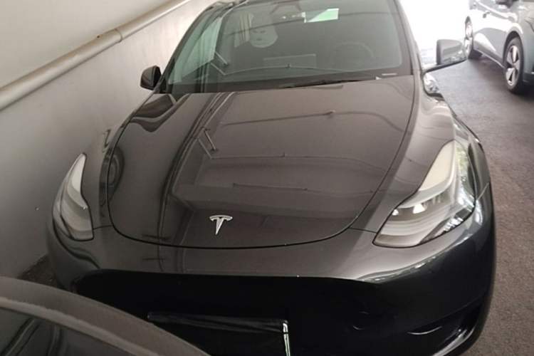 Used Tesla Model Y 2024 Rear-Wheel-Drive Version Front
