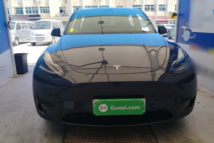 Used Tesla Model Y 2024 Rear-Wheel-Drive Version Front