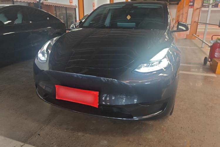 Used Tesla Model Y 2024 Rear-Wheel-Drive Version Front